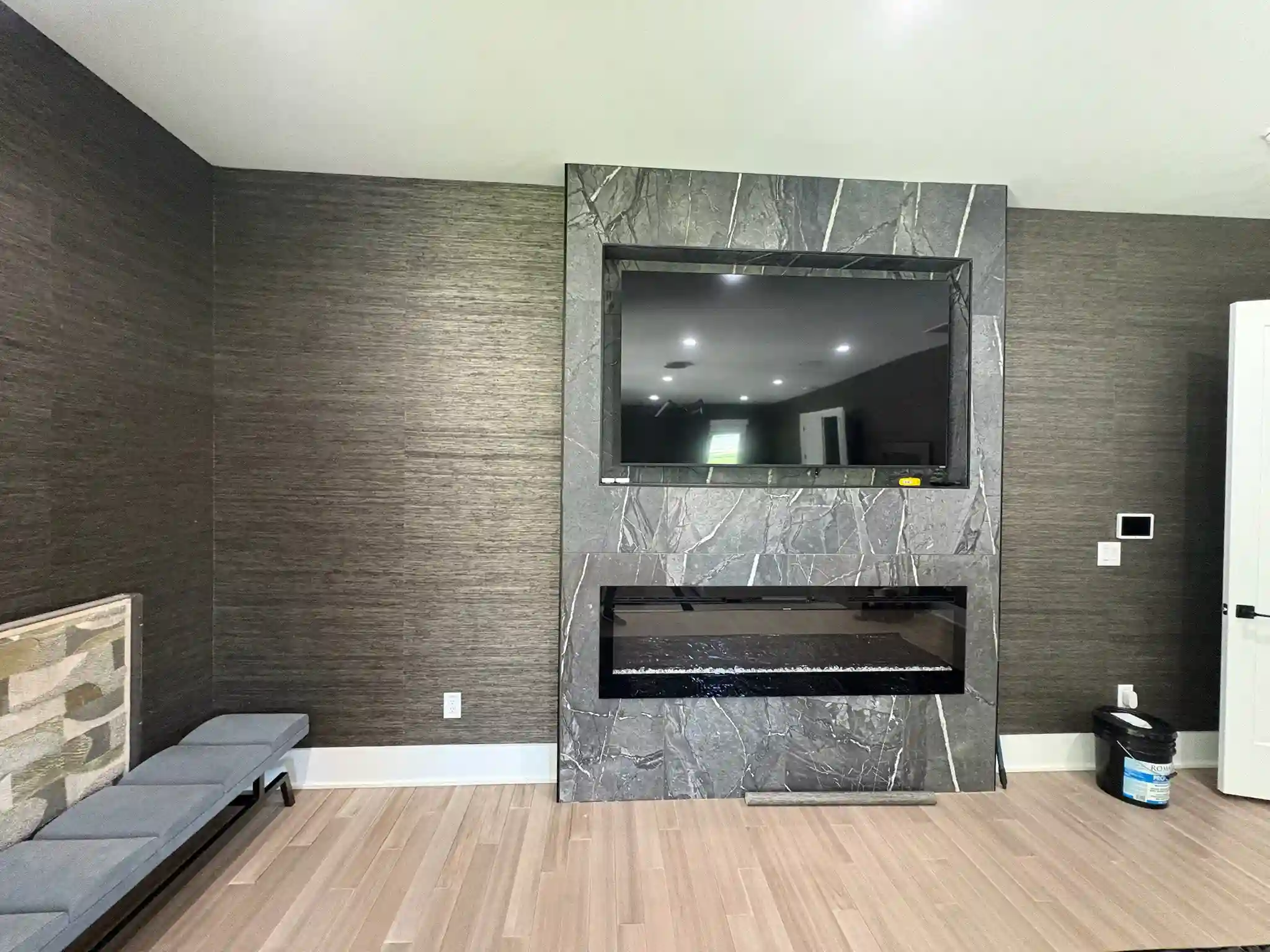 San Francisco Wallpaper Installation